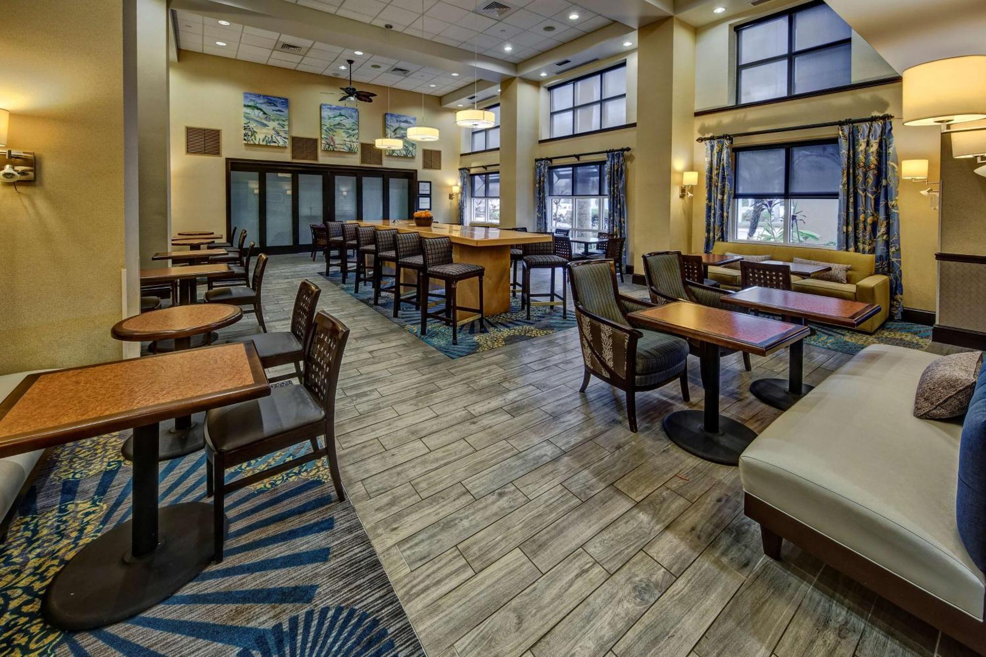 Hampton Inn & Suites Stuart-North Экстерьер фото