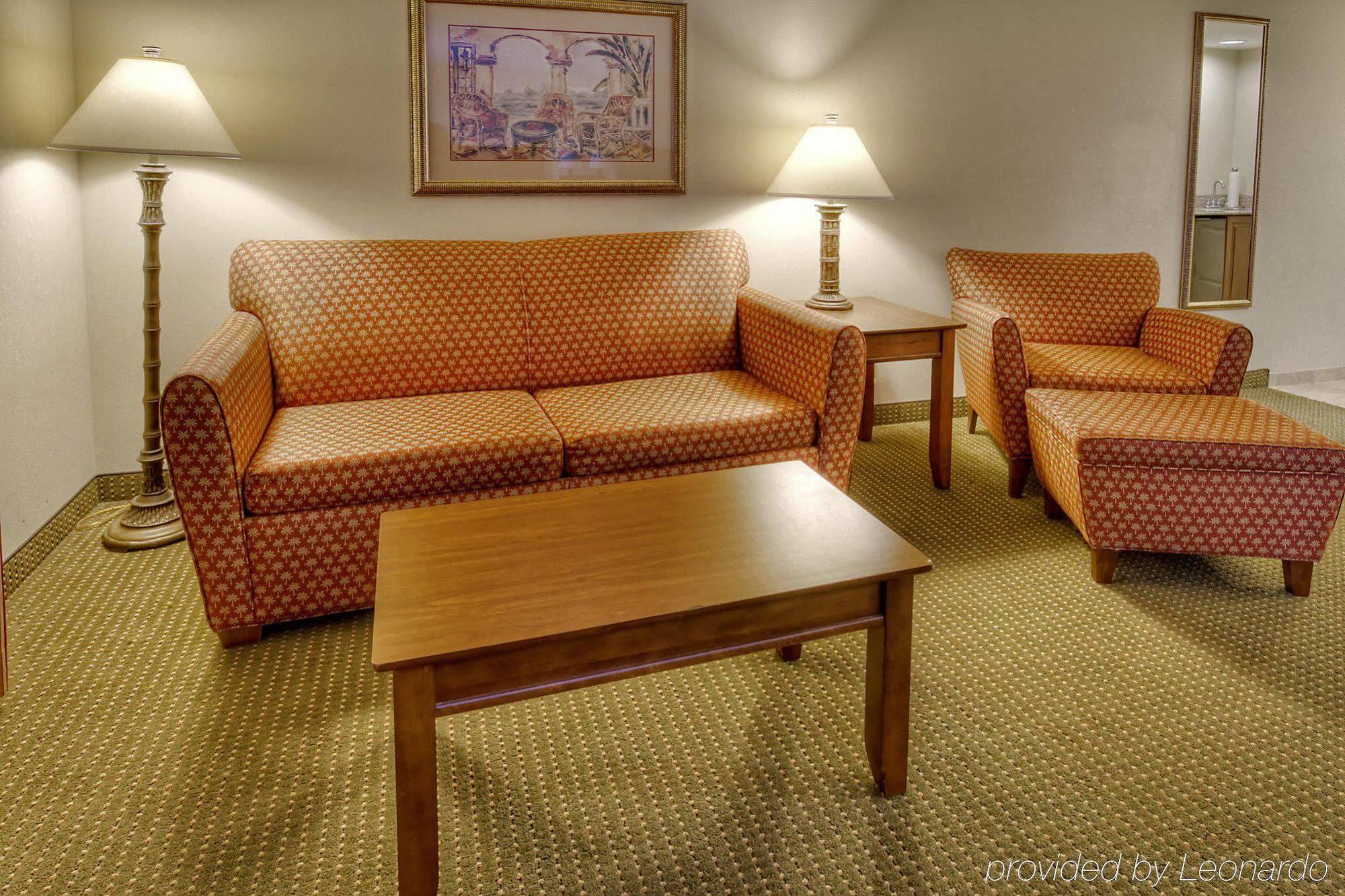 Hampton Inn & Suites Stuart-North Экстерьер фото